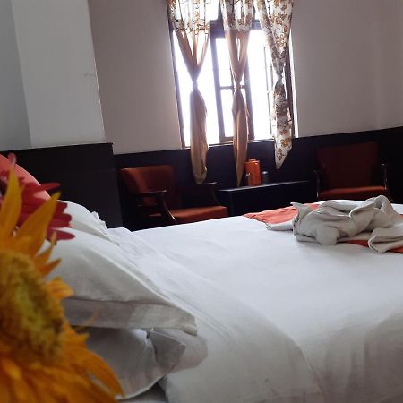 Hotel Woileem Gangtok Esterno foto