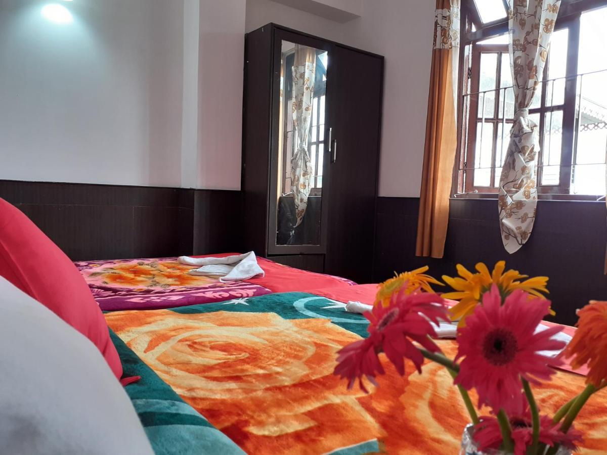 Hotel Woileem Gangtok Esterno foto